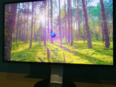 飞利浦首款8K显示器328P8K发布：16倍1080P