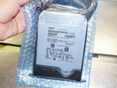 全球首款12TB硬盘开卖：HGST出品