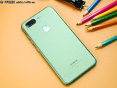 内置安全芯片 旗舰手机金立S10火热销售中