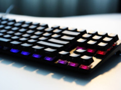 永无退烧 樱桃MX8.0黑侧刻RGB机械键盘试用