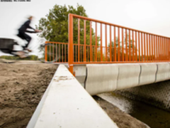 全球首座3D打印混凝土桥通车:承载40辆卡车