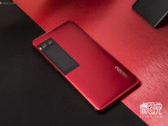 厌烦千机一面？这些有特色手机值得购买