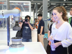 除了库卡机器人 美的科技月还有哪些黑科技?