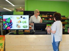 科普：液晶电视被子弹射击后，还能不能看？