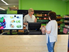 这台电视在美国救人挡子弹  关键还能看