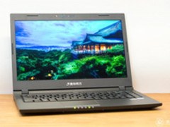 身轻如燕性能出色 清华同方锋锐X30-M试用