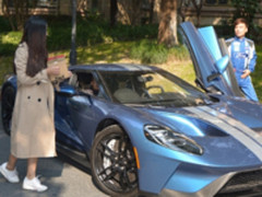 最特殊的iPhone X：天猫用700万跑车送到家