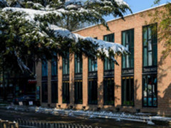 尼康出展梅赛德斯-奔驰中国国际时装周