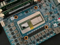 Intel/AMD突然在一起 老黄表示欢迎慢慢追赶
