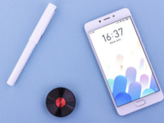 创意条形闪光灯设计 魅蓝E2现货仅999元