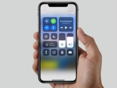 苹果强力优化iPhone X：浏览网页避开刘海