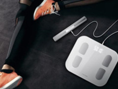 维密长腿斐讯“助”，S7体脂秤健康减脂