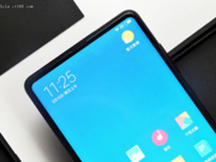 手机刷剧眼睛累？赶紧换一台屏幕好的手机吧