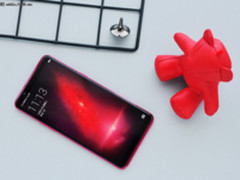 VOOC闪充让你边充边玩 OPPO R11s热销中