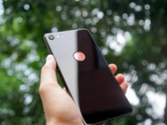 全面屏产品        指纹识别放在哪儿？ 