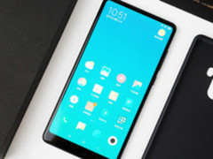 手机够靓才能带出街 细数颜值出众的手机