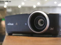 向家用发力！丽讯发布4K家用投影机HK2288