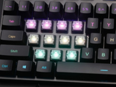 雷柏V806幻彩RGB背光游戏机械键盘CS:GO体验