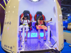VR体验馆实现登月! 精敏梦回神舟帮你圆梦！
