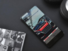 夏普获全面屏创新奖，立下异形全面屏新赌约