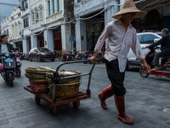 索尼黑卡RX100M5开启人文     摄影之门