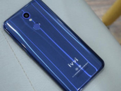 科技与智慧化身 裸眼3D手机ivvi K5网友体验