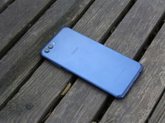 荣耀9青春版亮相 5.65寸全面屏+麒麟八核！