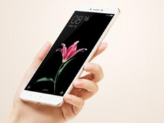 续航之王小米Max 3曝光：7英寸全面屏+双摄