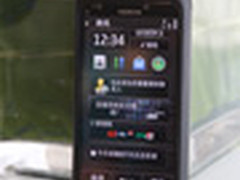 史上最大屏 诺基亚侧滑机皇E7全球首测