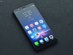 立体美颜自拍让你美的更自然 vivo X20热销