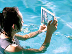 水下化妆？ 荣耀Waterplay平板秀防水新操作