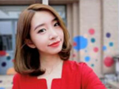 四摄搭配智能补光，谁最会自拍的全面屏手机