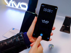 首发屏下指纹技术 vivo工程机现场体验 