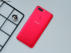 骁龙660带来顺畅操作体验 OPPO R11s热销中