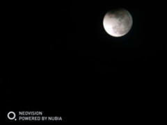 将镜头对准月全食 努比亚助你拍出经典瞬间