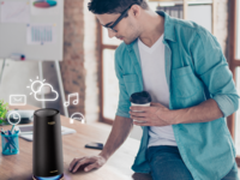 斐讯AI音箱R1发布 联手哈曼打造音质新标准