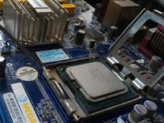 除了H370/B360 Intel还憋了Z390主板的大招