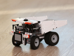 小米新玩具:米兔积木矿山卡车发布 仅售99元