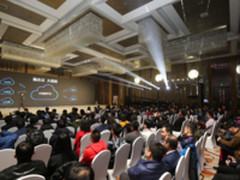 跨界融合！鸿合联手小鱼“跃入”新蓝海 