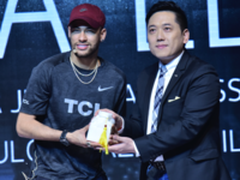 TCL携手内马尔发布多品类智能科技新品