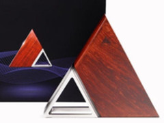 区块链明星三角形主机 活动促销限时899美金