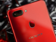 可能是最火爆的红色机 OPPO R15热力红开卖