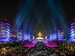 台达视讯整合打造 高雄佛光山3D光雕秀