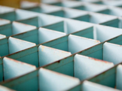 实现容器安全的办法：设计应用程序标识