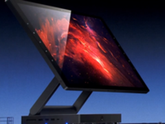 颠覆人机交互体验 坚果R1和TNT工作站发布