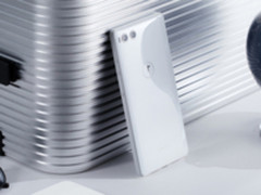 老罗说的颠覆行业的坚果R1手机都有哪些卖点