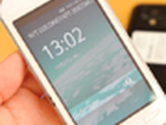 首款裸眼3D+多触控 夏普003SH真机演示