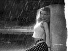Photoshop给黑白人物图片加上雨夜效果