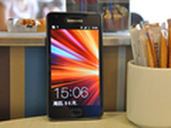 仅仅是双核? 三星i9000/i9100对比评测