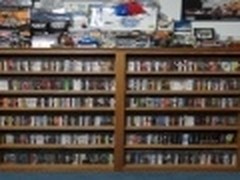 玩家惊人收藏曝光 四年集全所有PS2游戏